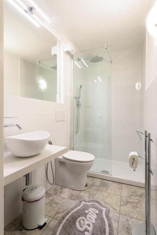 Palazzo Lenzi Apartment เซียนา ภายนอก รูปภาพ