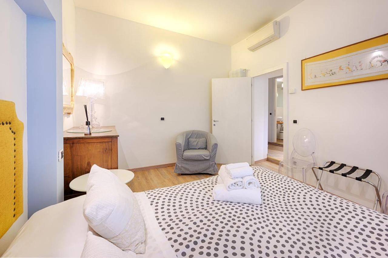 Palazzo Lenzi Apartment เซียนา ภายนอก รูปภาพ