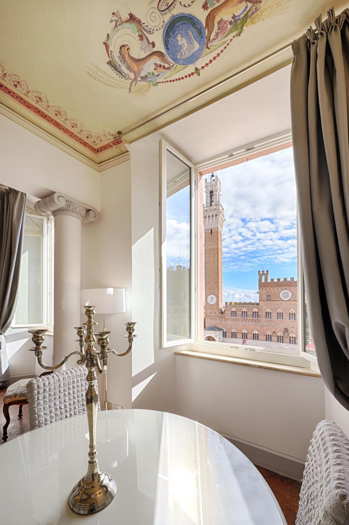 Palazzo Lenzi Apartment เซียนา ภายนอก รูปภาพ