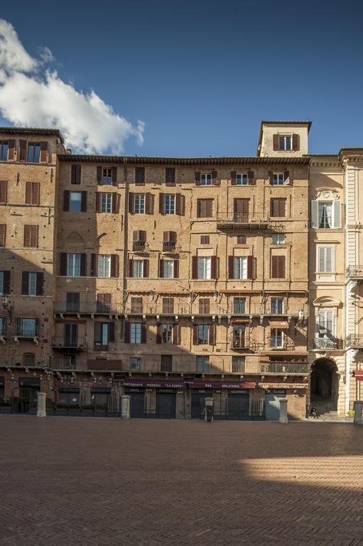 Palazzo Lenzi Apartment เซียนา ภายนอก รูปภาพ