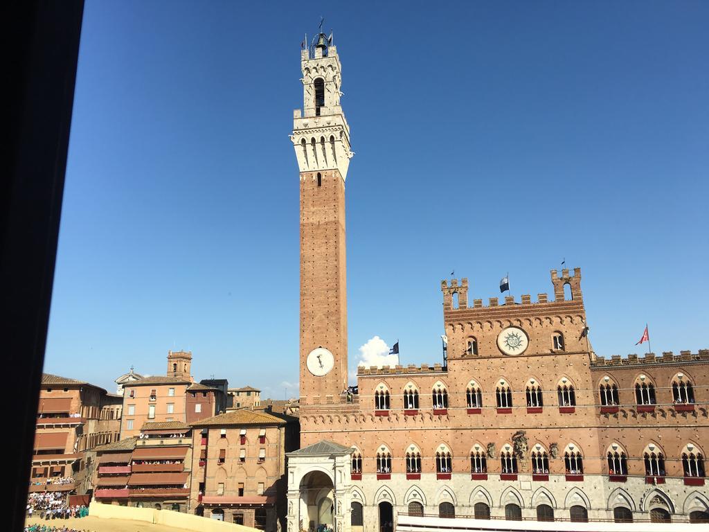 Palazzo Lenzi Apartment เซียนา ภายนอก รูปภาพ